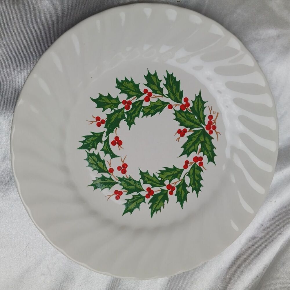 HOLLY BY SCIO BREAD PLATE
